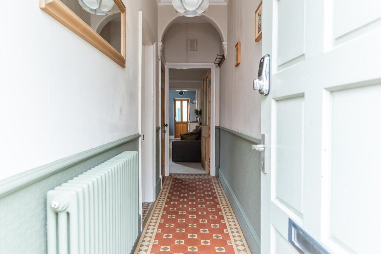 I'M Your Host - Westcotes Stay Leicester Bagian luar foto